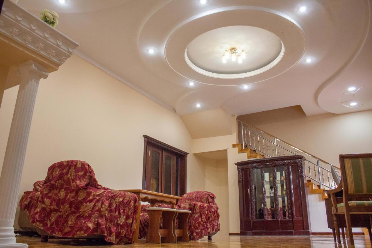 Oreon Inn Hotel Ташкент Экстерьер фото